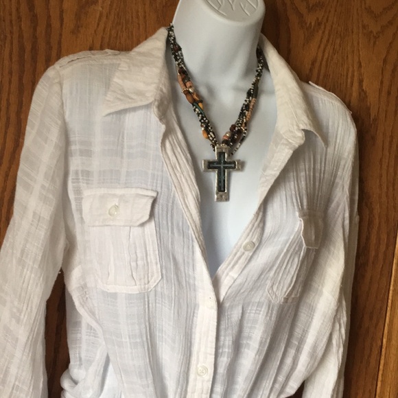 Forever 21 Long white button up shirt with tie - Picture 4 of 7